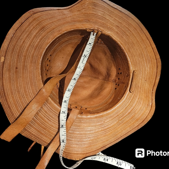 Vintage Leather Children's Hat - Picture 6 of 9